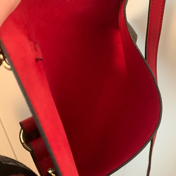 Calvin Klein Brown & Red With Gold Accents Crossbody Bag - Picture 7 of 8